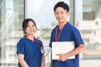 採用情報